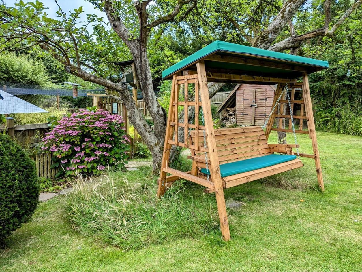 'Monktonmead Lodge' In Secluded Setting, With Private Indoor Pool. ไรด์ ภายนอก รูปภาพ