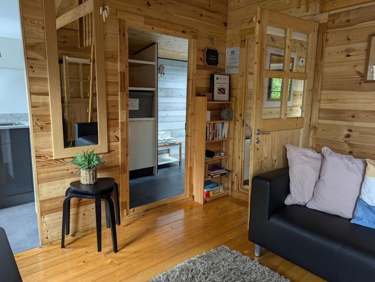 'Monktonmead Lodge' In Secluded Setting, With Private Indoor Pool. ไรด์ ภายนอก รูปภาพ